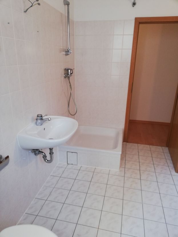 Bad Bild2 Etagenwohnung Freiberg