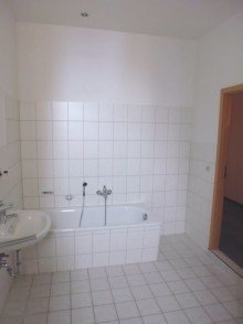 Bild 6   Bad 3 Zi. Whg. Vorderhaus Wohn- und Gesch�ftshaus in bester Lage, N�he Obermarkt / Schloss!