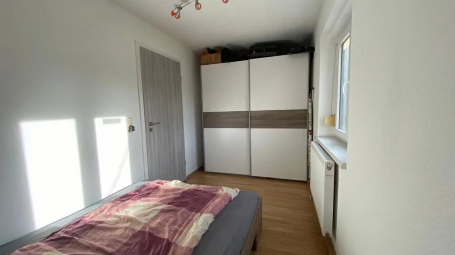 Schlafzimmer Bild1 Etagenwohnung Freiberg