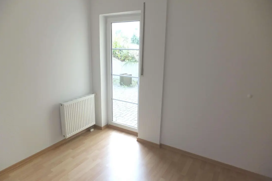 Schlafen Bild1 Souterrainwohnung Freiberg