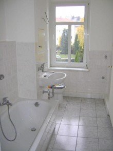 Bad Bild 1 1 Monat kaltmietfrei ** - 1 Zi.-Whg. mit Einbauk�che, nur ca. 700 m bis zur Altstadt
